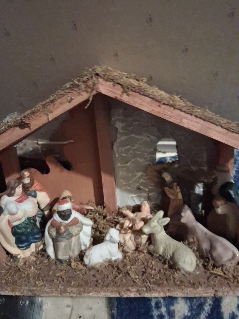 Rustic Wooden Nativity Set with Hand-Painted Figures - Brown and Cream